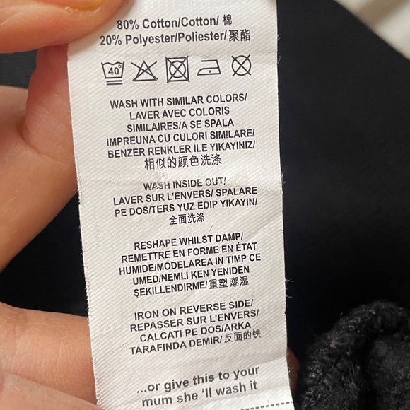 Missguided Black Off Shoulder Cropped Sweatshirt - Picture 6 of 10